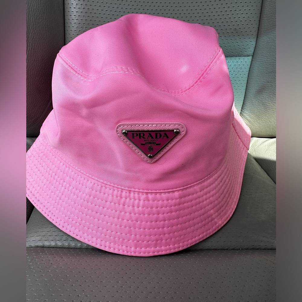 Cute bucket hat 💞